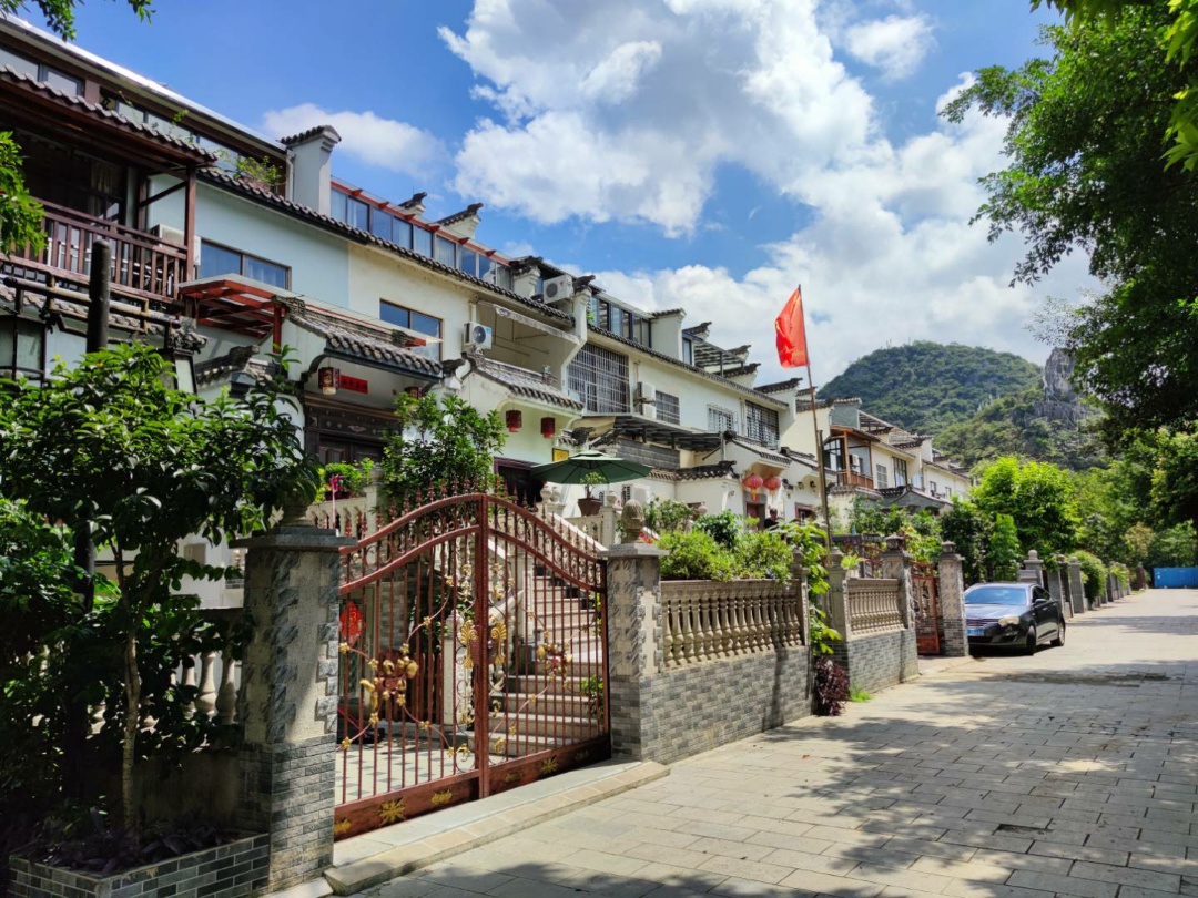 临桂区市中心长岛16区别墅清水别墅