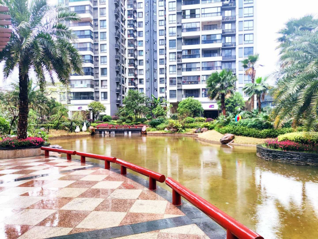 临桂&middot;彰泰新城楼王2房坐北朝南&middot;水景房兴进万达