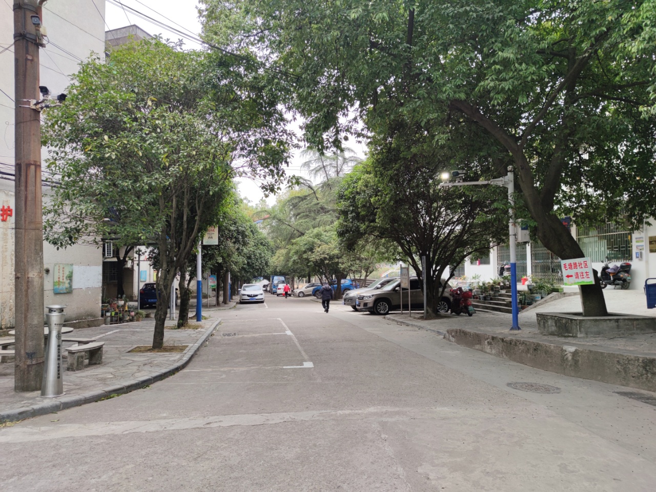 万达广场旁&middot;一农机宿舍读&middot;英才小学和一中彰泰兴进