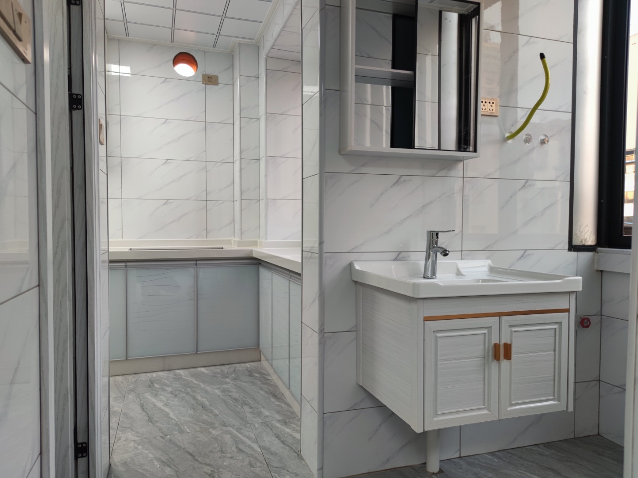 精装&middot;联达流行港&middot;食品公司宿舍读铁西小学和十七中兴进彰泰万达